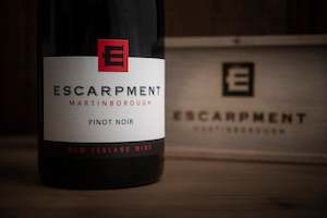 Wine Packs: Gift Box | 2022 Escarpment Pahi & 2022 Escarpment Martinborough Pinot Noir