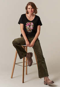 T-Shirt: Deeluxe Flowerskull Tee - Black