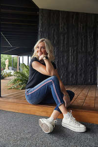 Cult Of Individuality 1: Cut of Individuality Gypsy High Rise - Scarlet