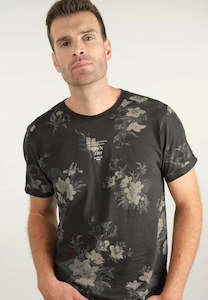 Deeluxe: Deeluxe Fall Slim Tee - Charcoal