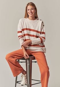 Womens Sweater: Deeluxe Francine Pullover Sweater - Butternut