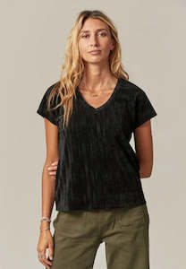 Deeluxe: Deeluxe Adixia Tee - Black