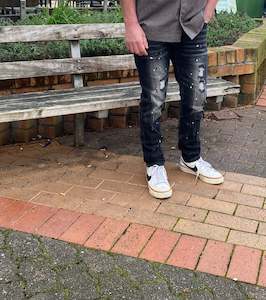 Whats New: Three Rows Back D2 Slim - Busted Black