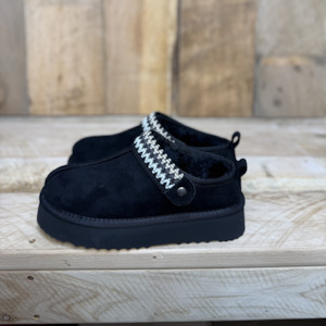 Slippers: Storm Slippers - BLACK