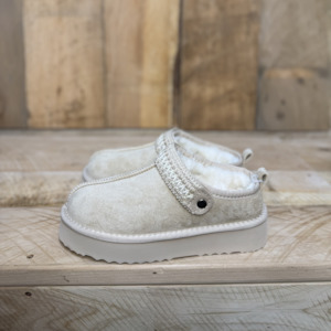 Slippers: Storm Slippers - NATURAL