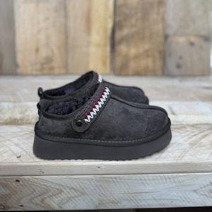 Slippers: Storm Slippers - CHOCOLATE