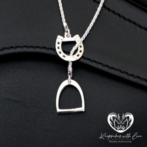 Jewellery: KWL: Sterling Silver Horseshoe and Stirrup Necklace - P395