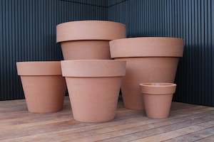 Indoor Outdoor Pots: Madrid Planter