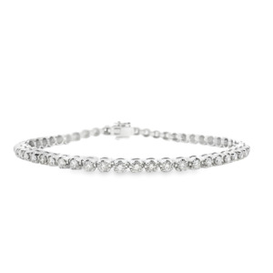 Diamond Jewellery: Diamond 9ct White Gold 2.50ct Tennis Bracelet