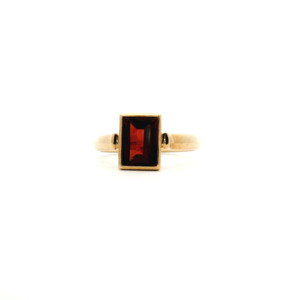 Garnet 9k Yellow Gold Bezel Set Ring