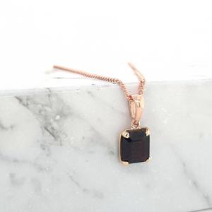 Garnet: Garnet 9k Rose Gold Claw Set Pendant