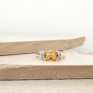 Citrine: Sterling Silver Oval Citrine Ring