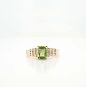 Peridot & Diamond 9k Yellow Gold Ring