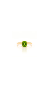 Peridot Solitaire Ring in 9ct Yellow Gold