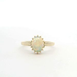 Opal: Opal 9ct Yellow Gold Claw Set Ring