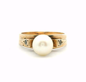 Estate Rings: Estate 9ct Yellow Gold Pearl & Diamond Ring