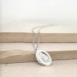 Silver Necklaces Pendants: Sterling Silver 15mm Oval St Christopher Pendant