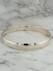 Elizabeths Edit: Sterling Silver 3.4mm Wide Round Bangle