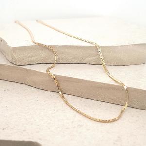 Brookes Edit: 9ct Yellow Gold Box Mirror 45cm Chain