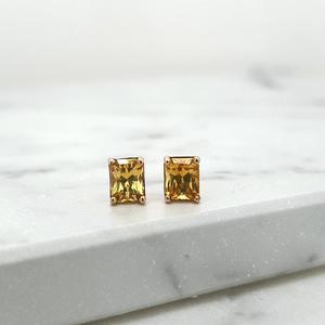 Sapphire 1: Yellow Sapphire Stud Earrings in 9ct Yellow Gold