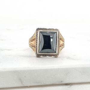 Gemstone Rings: 10ct Yellow Gold Hematite Signet Style Ring