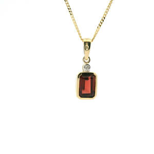 Garnet: Garnet & Diamond 9ct Yellow Gold Bezel Set Pendant