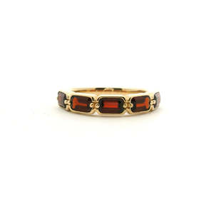 Garnet: Garnet 9ct Yellow Gold Five Stone Bezel Set East/West Set Ring