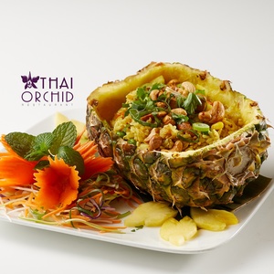 Ka Ob Saparot Pineapple Fried Rice