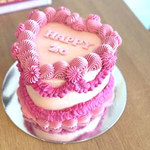 Mini Cakes: Mini Vintage Love Heart