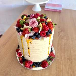 Cake: Berries