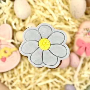 Easter 2025: Easter lilac flower cookies