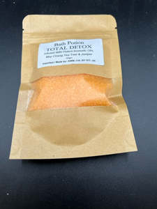Aromatherapy Bath Potion in Kraft Bag - Total Detox