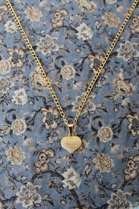 Products: Dot Heart Pendant - the-marketplace.co.nz