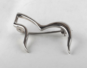 Solid Silver Alpaca Brooch - The Alpaca Company