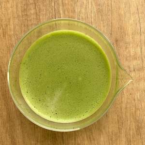 Drinkware: Glass Chawan Bowl with spout