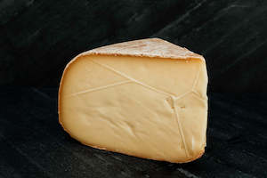 Medium Hard Cheese: Raclette