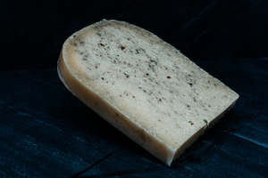 Medium Hard Cheese: Truffle Gouda