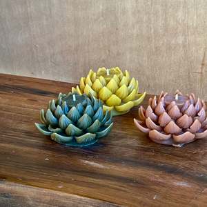 Nz Beeswax Candles: Waterlily Candle
