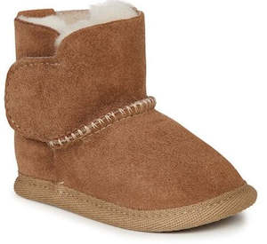 Emu Sheepskin Booties: Emu Sheepskin Baby Uggs - Chestnut