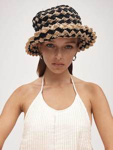Accessories: Lola Hat Natural/Black