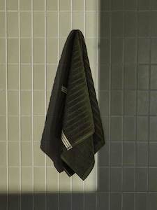 Baina: Emerald Hand Towel Moss