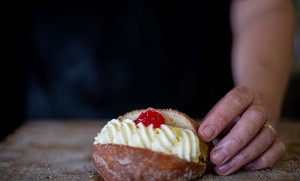 Products: Donut – Apple