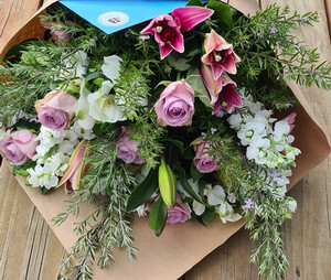 flowers -$200 The Barefoot Florist