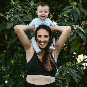 Basic Cross-Back Maternity Bra (Black)