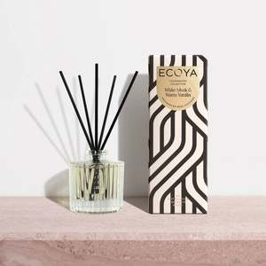 White Musk & Warm Vanilla Celebration Mini Diffuser