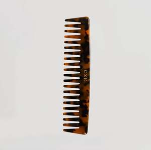 Hair Care: Everyday Comb | Tortoise