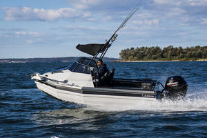 Products: Senator 500CU - Tauranga Showroom - The Boat Place