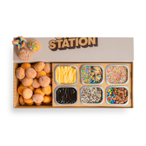 Sample 100 Party Pack With Dessert Dietaries Covered Df Gf Vegan: 120 - 130 Party Pack with dessert (Dietaries covered DF, Gluten friendly, Vegan)