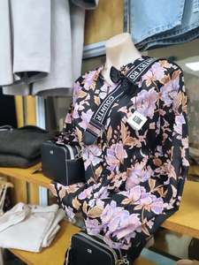Mink Pink: MINK PINK Willow Blouse Black Floral
