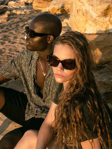 REALITY EYEWEAR Onassis Honey Turtle Sunglass